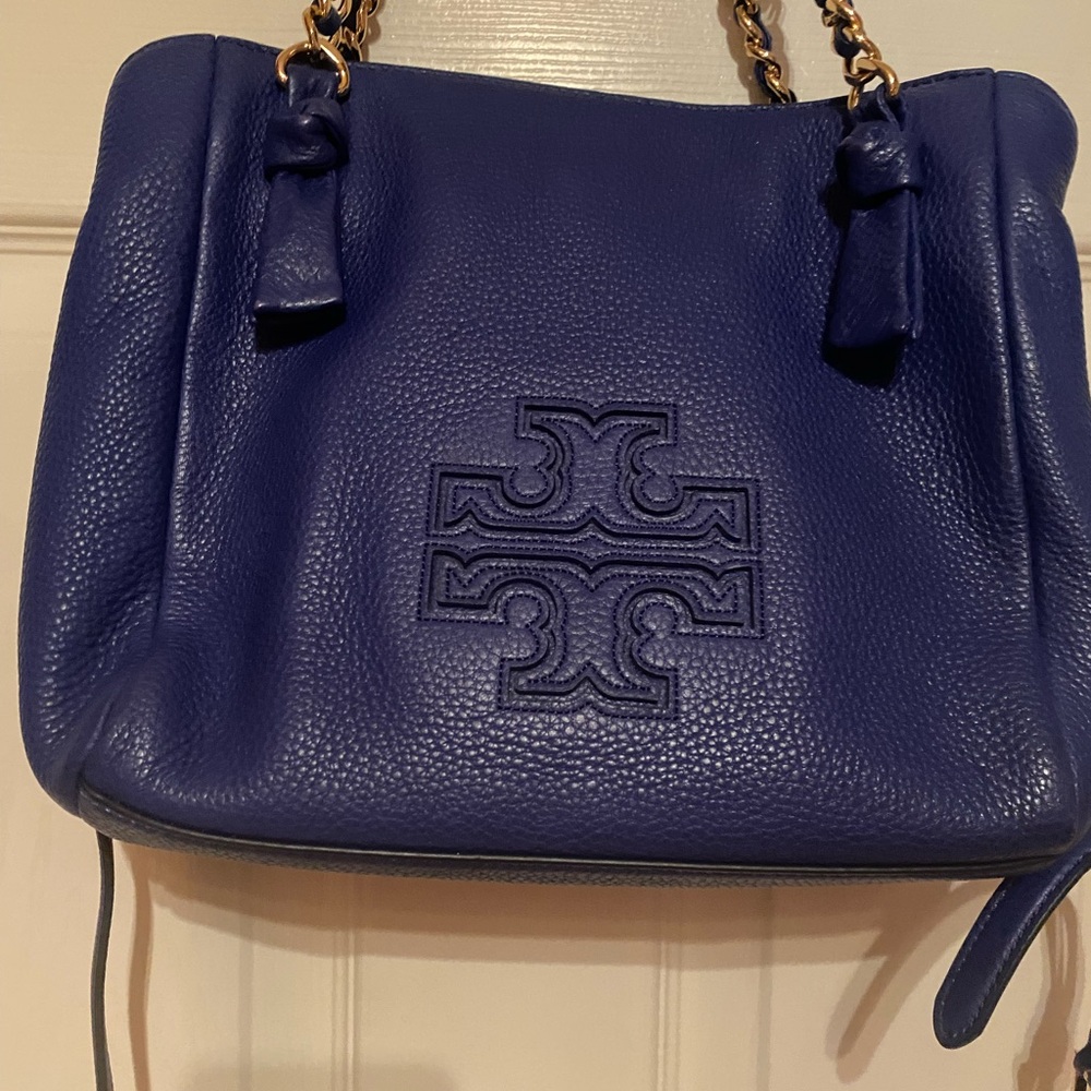 Tory Burch Blue Pebbled Leather Shoulder Bag with Gold Chain